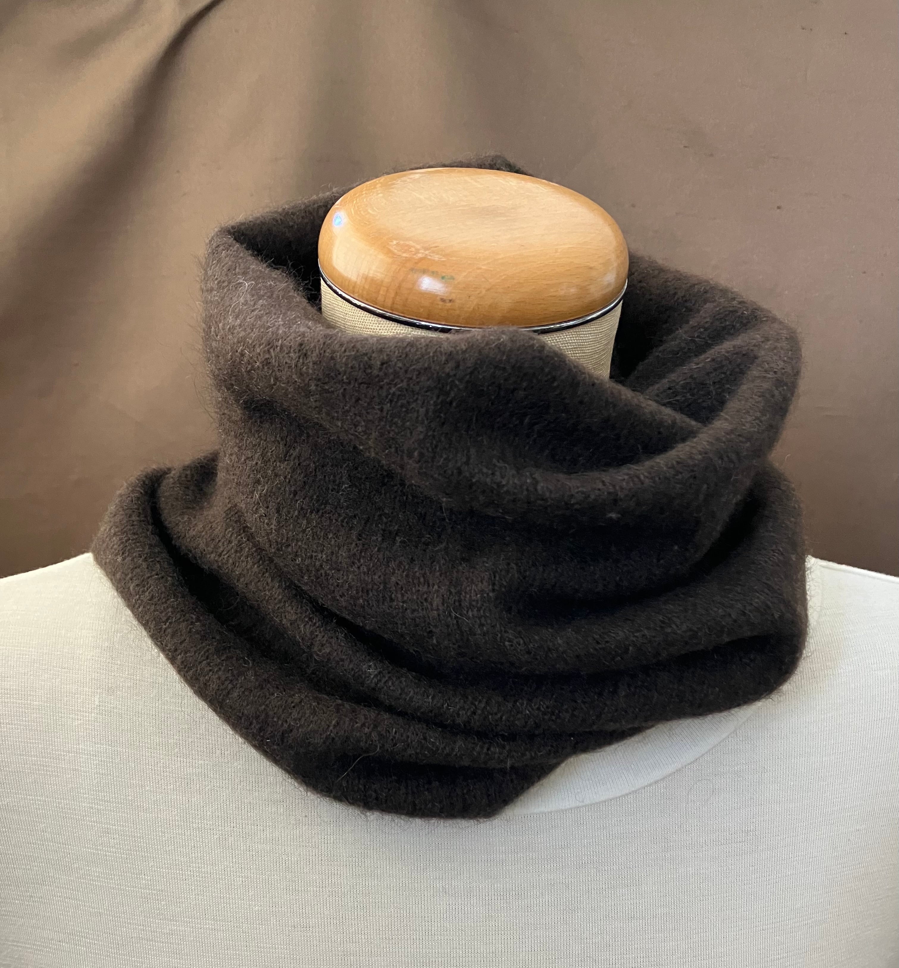 ヤク100% ふんわりネックウォーマー – ヤクウール専門店 ー想いやりー