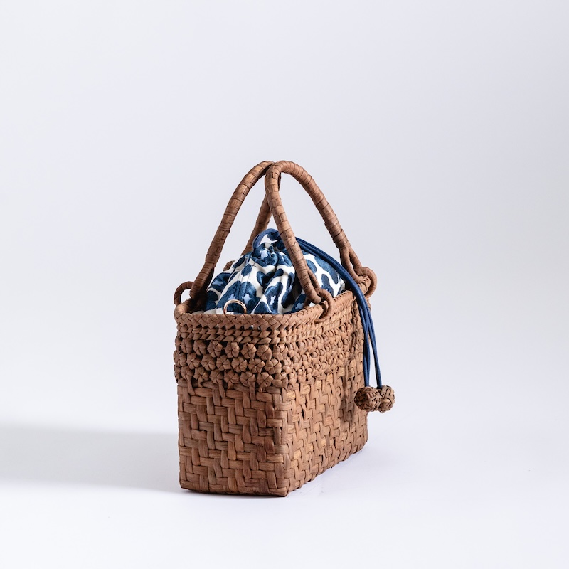 長野県大町市の山葡萄籠工房｜天然山葡萄籠の本格専門店