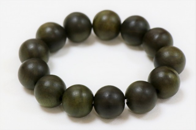 京都清水寺門前 お土産・仏具の京佛具山口屋｜天然木ブレス/緑檀 Holy