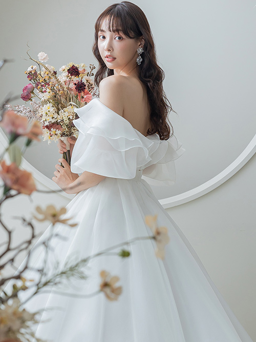 ウェディングドレスを購入するならセミオーダー専門店チュノアウエディング