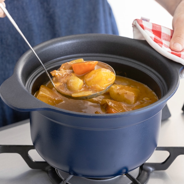 万能鍋 大（IH対応）(ネイビー)｜鍋・フライヤー・ケトル｜料理家 栗原