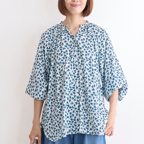 フラワープリントブラウス(ブルー)｜SALE（ファッション）｜料理家