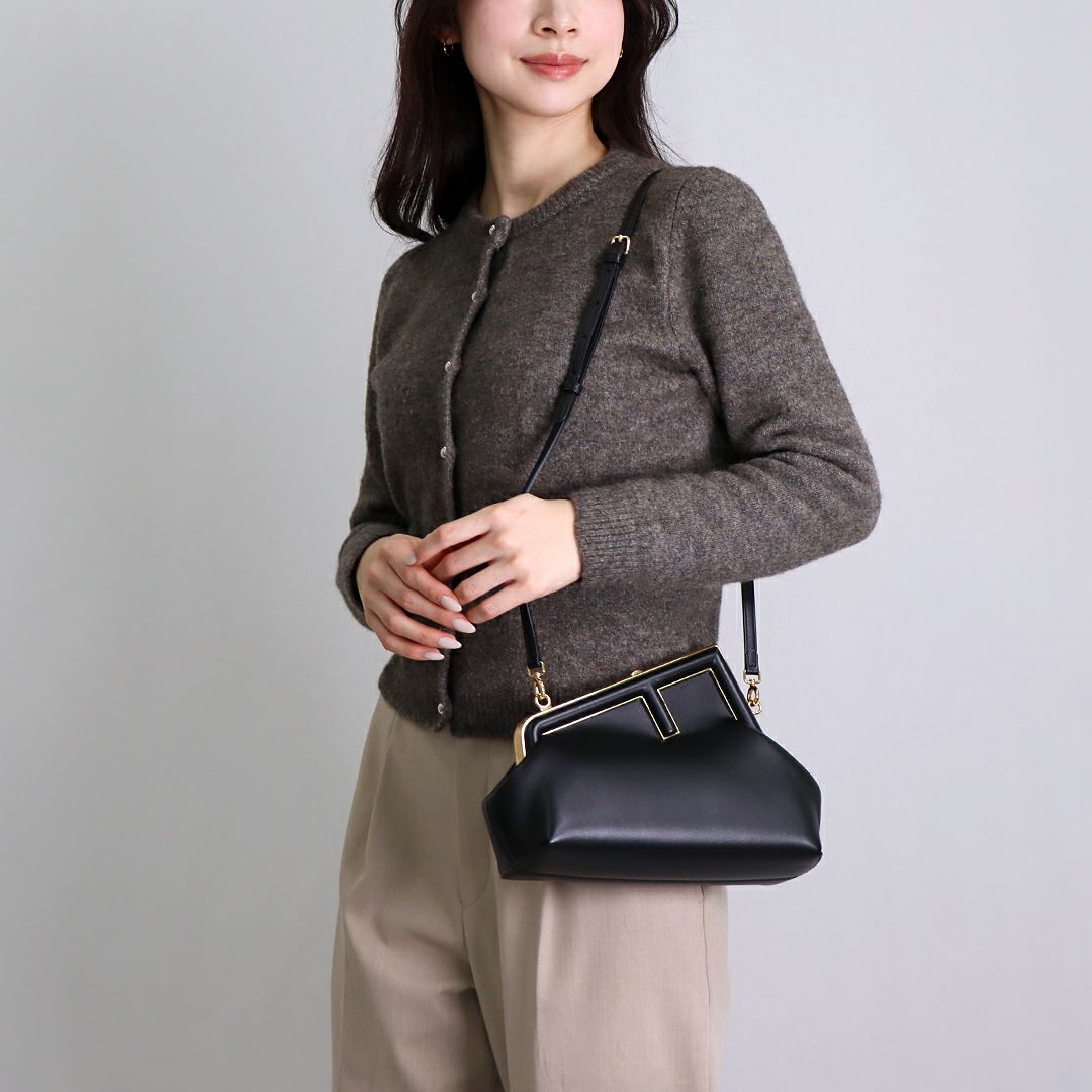 フェンディ FENDI クラッチバッグ ショルダーバッグ フェンディ