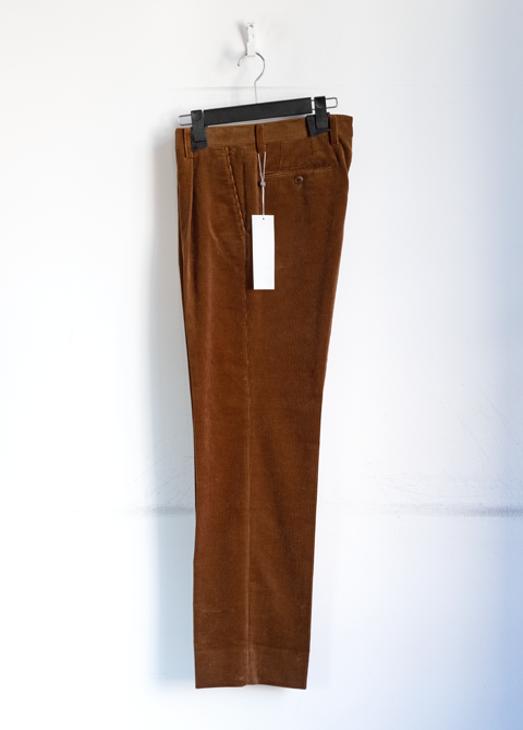 COMOLI コットンコーデュロイ ワンタックパンツ | 大阪心斎橋のメンズ