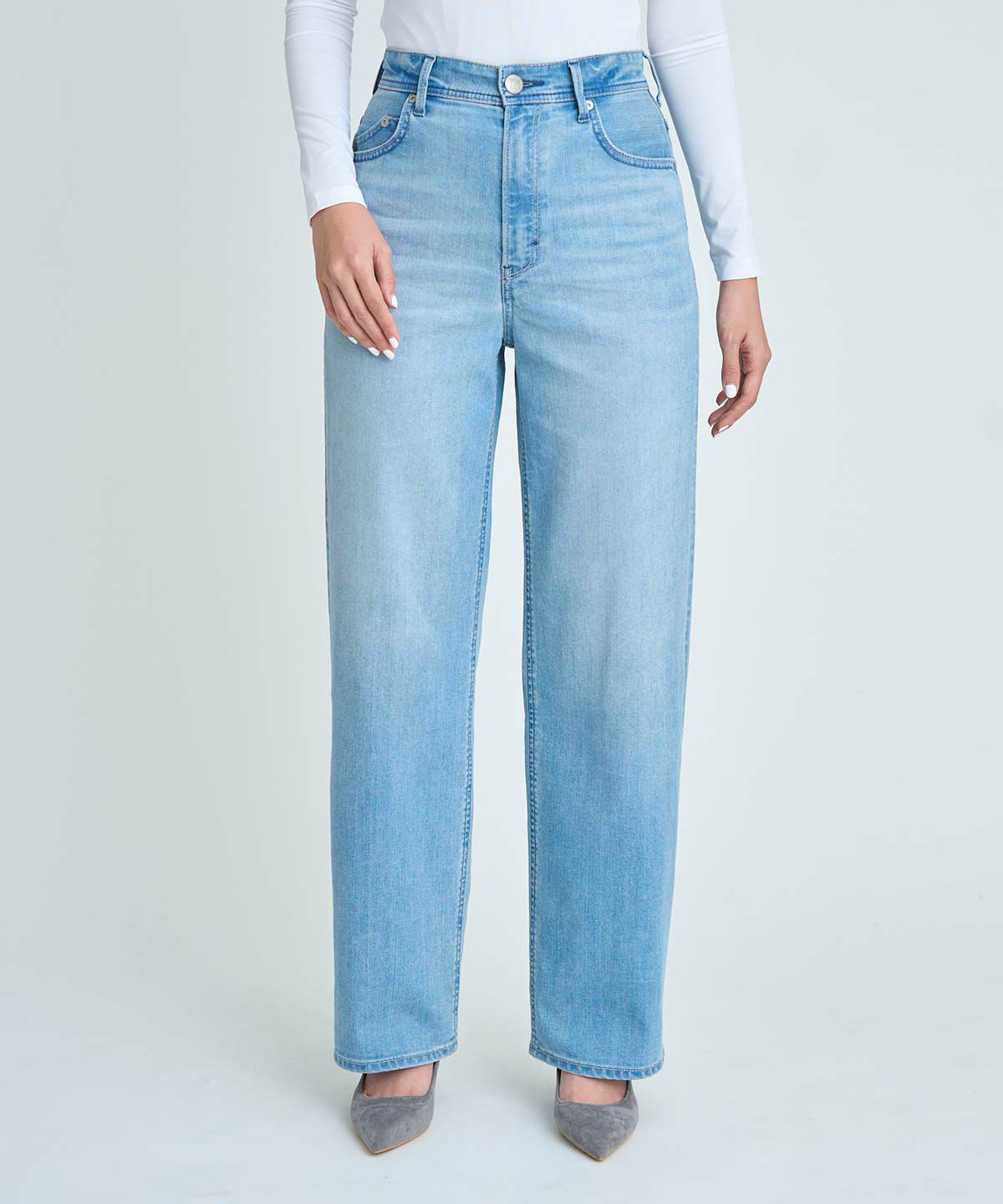 LIGHT BLUE | YANUK ONLINE STORE