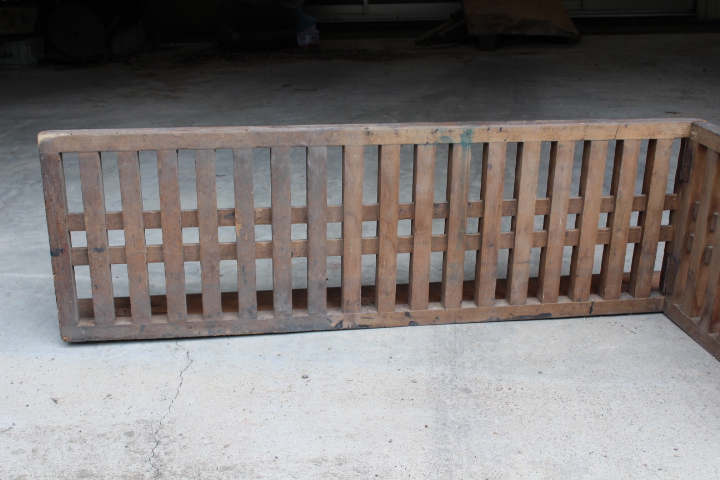 帳場格子 | 古道具・古絵本 弥哉 ゃゃ