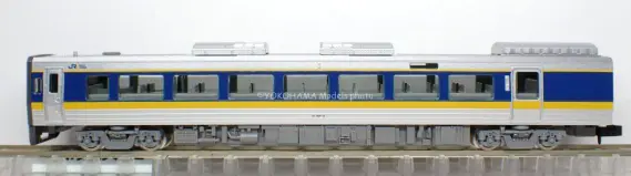 キハ187系10番台 特急「スーパーまつかぜ」2号が入線しました。TOMIX