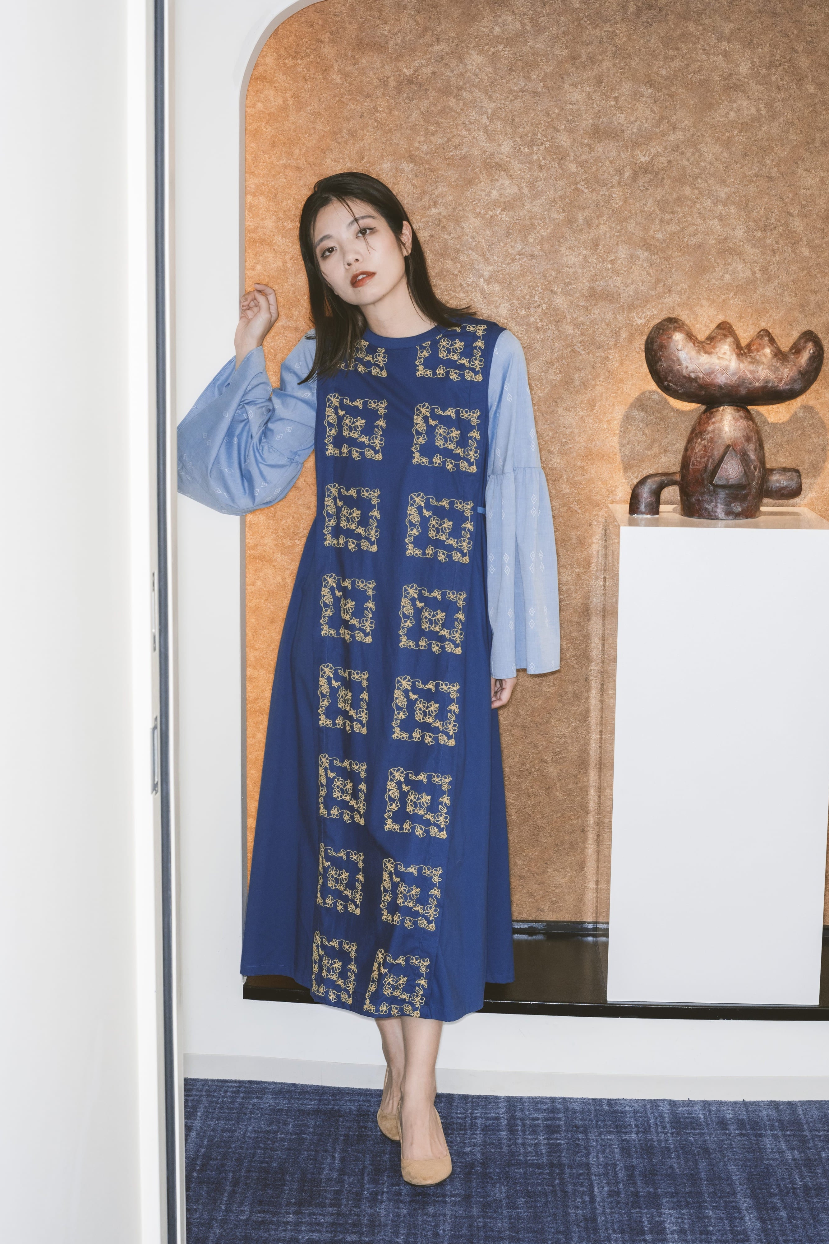 YOAKE】チュール刺繍ロングワンピース (Blue)