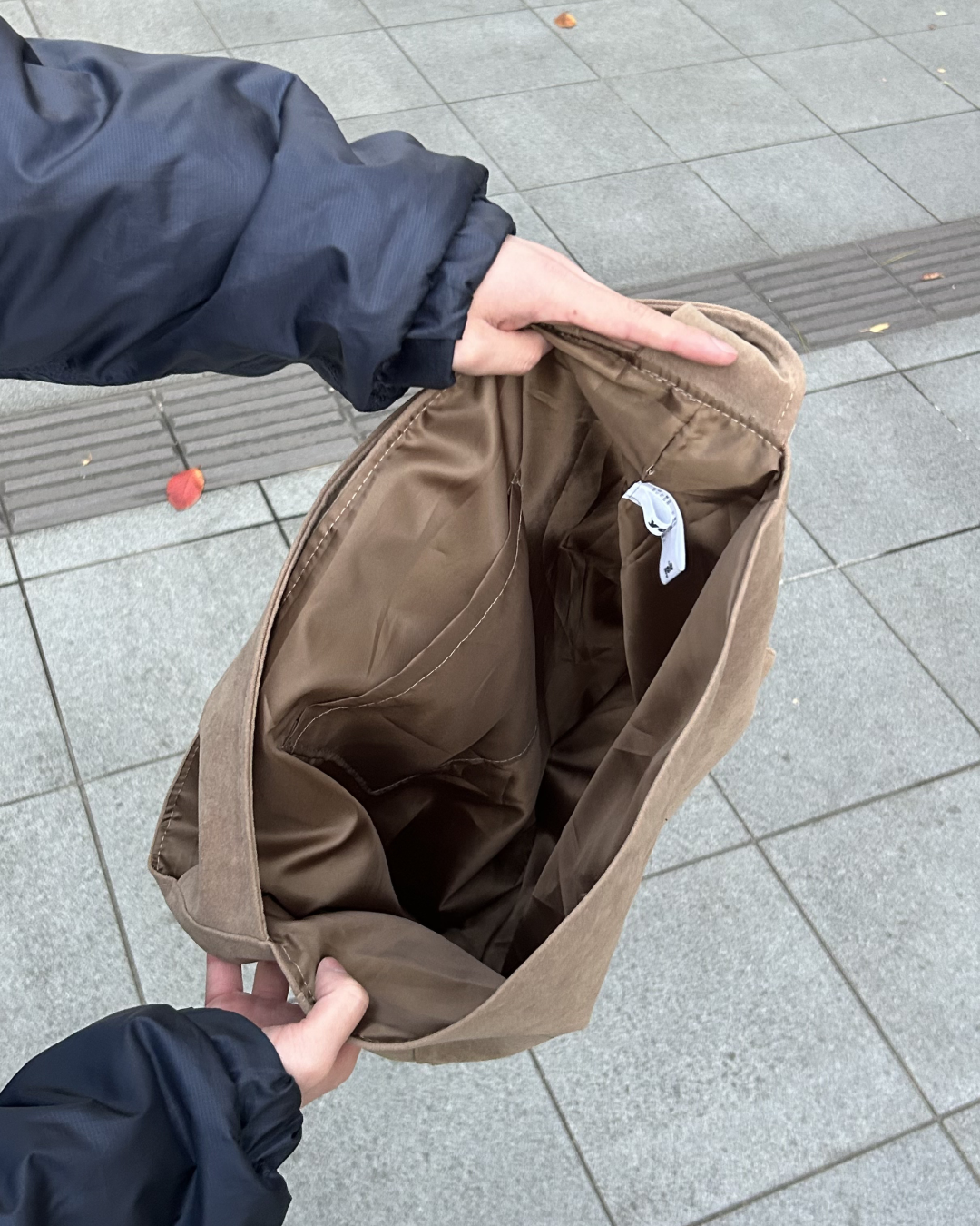 スエードショルダーバッグ AS0334 – YOLO（ヨロ）｜ファッション通販