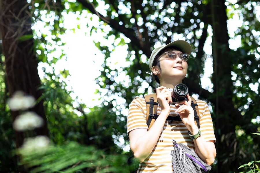 アウトドア女子のためのサングラス「Outdoor Travelle's」監修者の四角