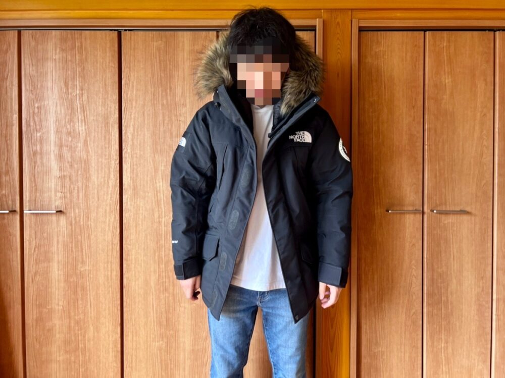 最強ダウン！「アンタークティカパーカ」は暑い？サイズ感や使用感など