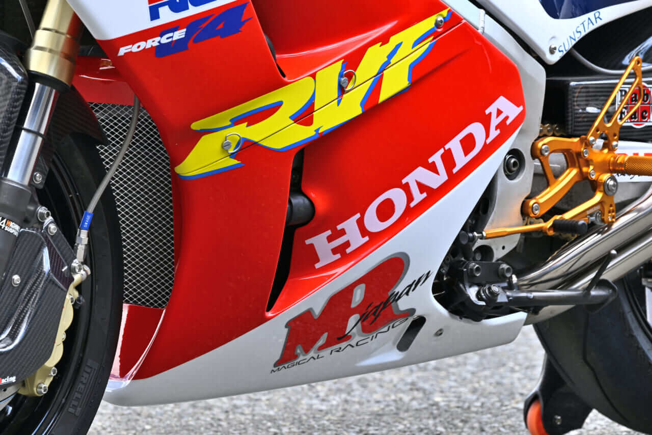 画像 No.5/12] ホンダRVF(NC35)の外装を復刻!! マジカルレーシングの新