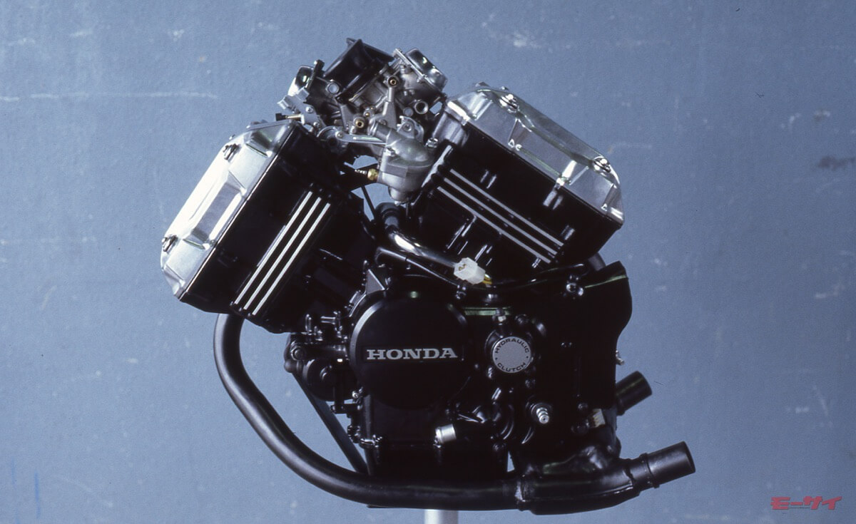 ホンダVT250F[名車バイクレビュー] 1982年当時に“レッドゾーン1万2500