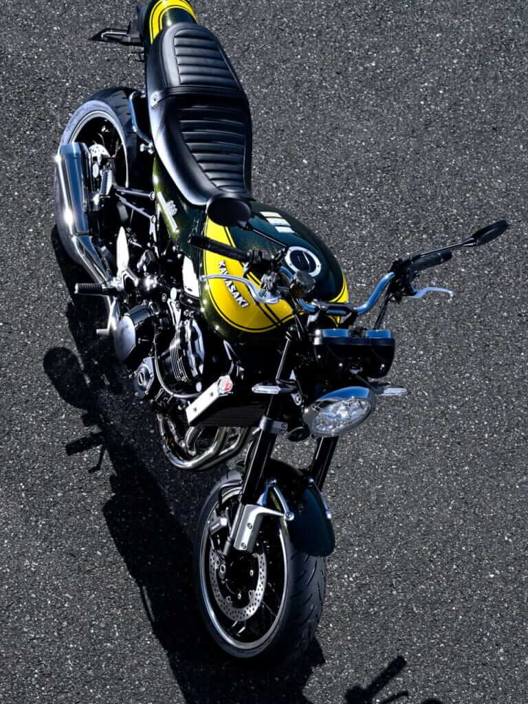キャンディグリーンの深みがヤバイ！ カワサキ「Z900RSイエローボール