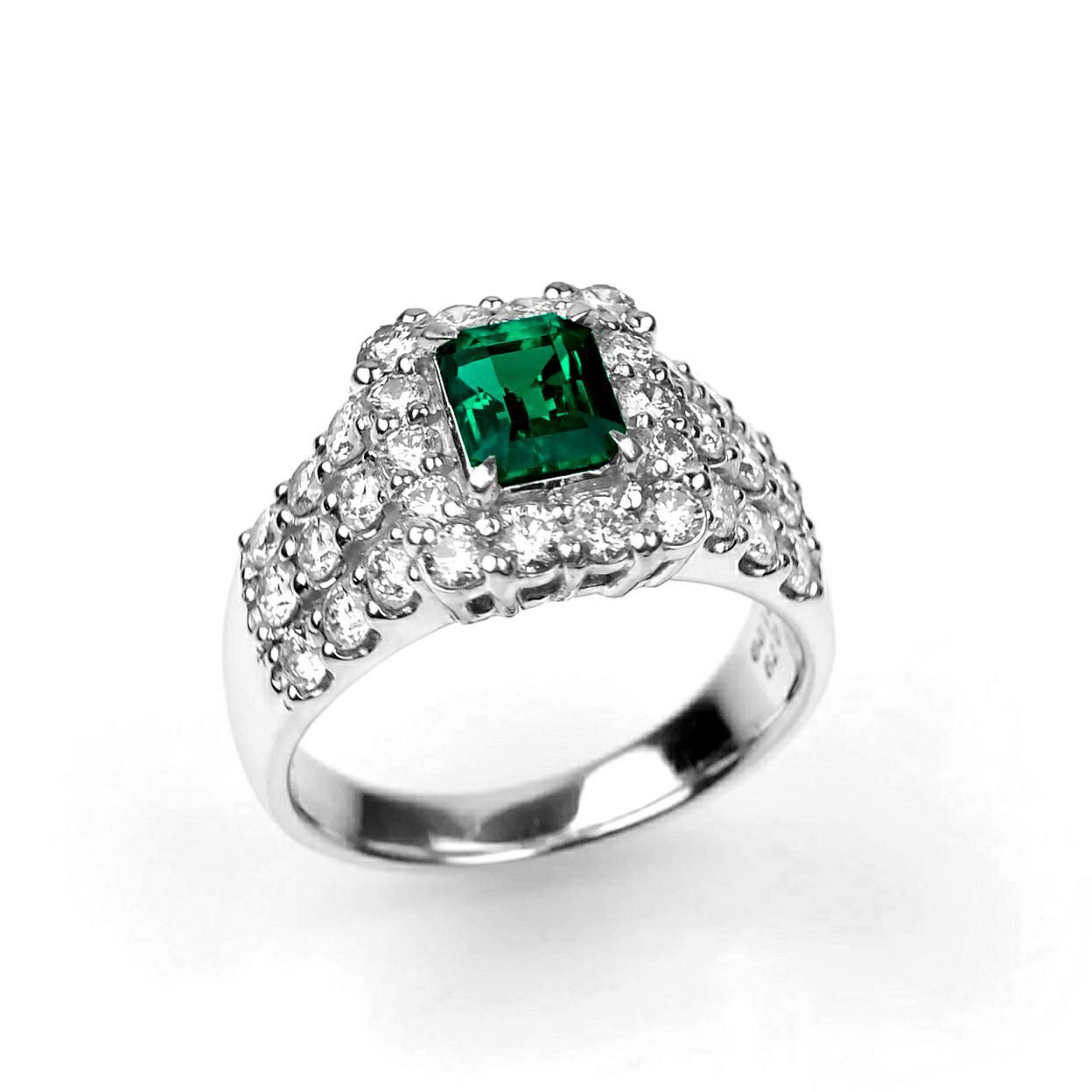 コロンビア産無処理エメラルド(ノンオイル)0.79ctプラチナリングダイヤ