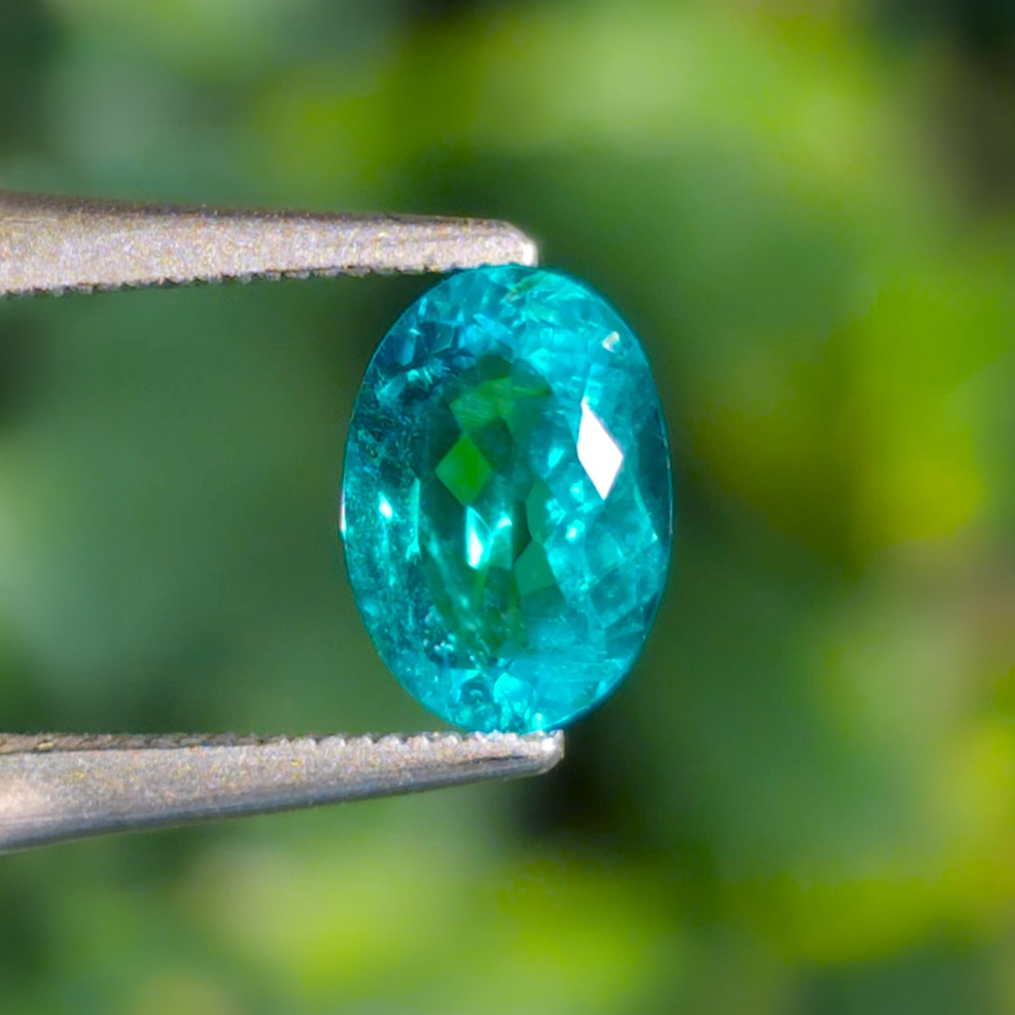 鮮やかで美しいブルーネオン!!☆ブラジルバターリャパライバトルマリン