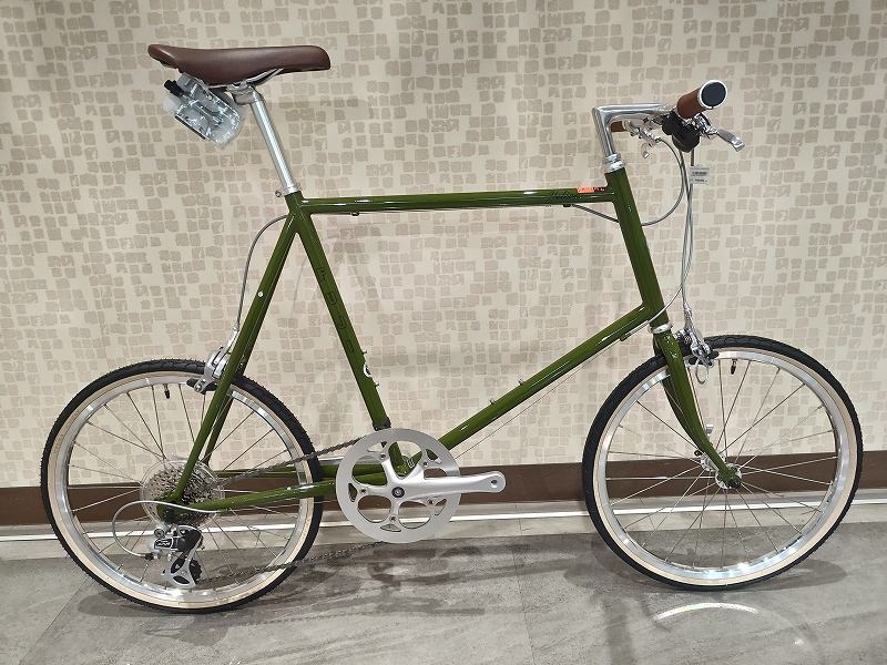 FUJI】2025年モデルのHELIONが3色とも揃ってますよ！ | 新宿で自転車を