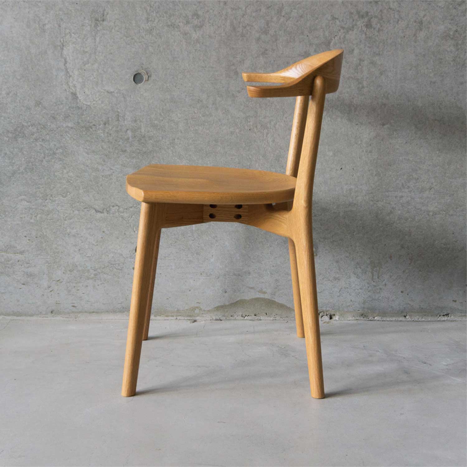 DC352-1W | REAL ichimaru アームチェア | 板座 | おしゃれな無垢家具