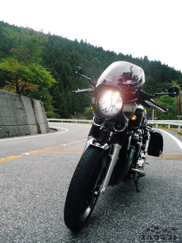 ネオカフェ？ネオクラ？CB1100のヘッドライトをOVOTOR LEDヘッドライト