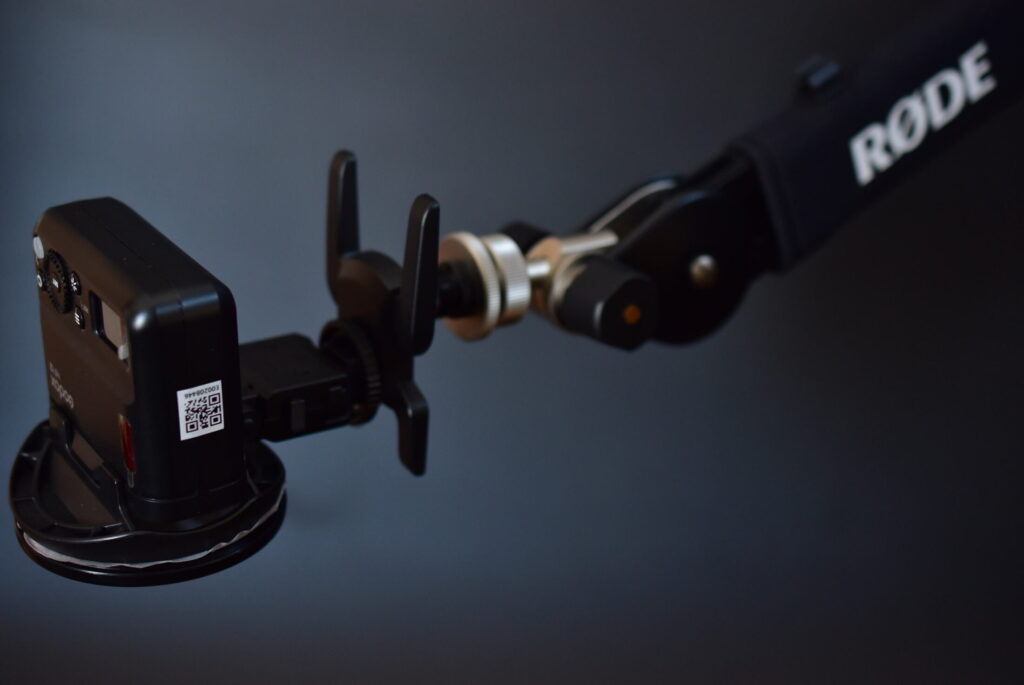 RODE PSA1+レビュー｜ライトをピタッと固定！撮影準備が楽々になる