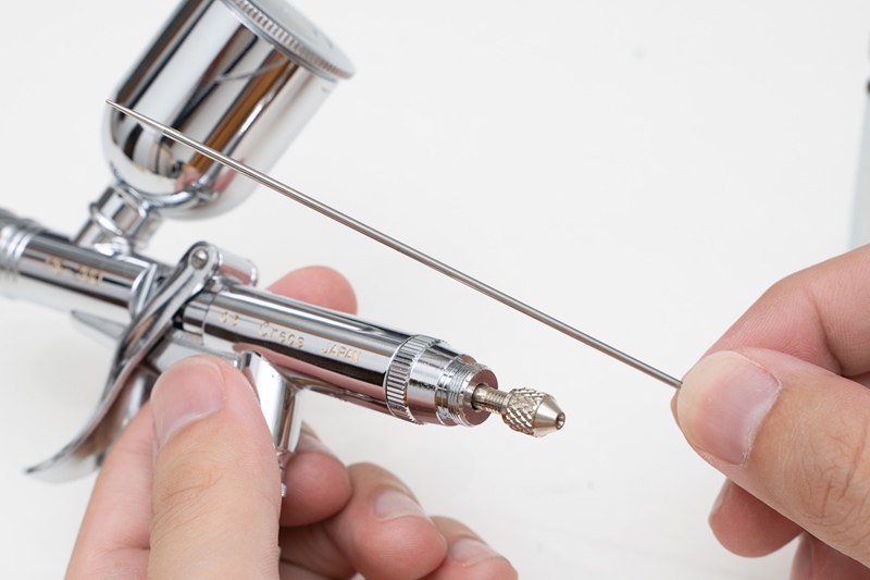 クレオスのエアブラシ『プロコンBOY LWAトリガータイプ』を徹底分解し