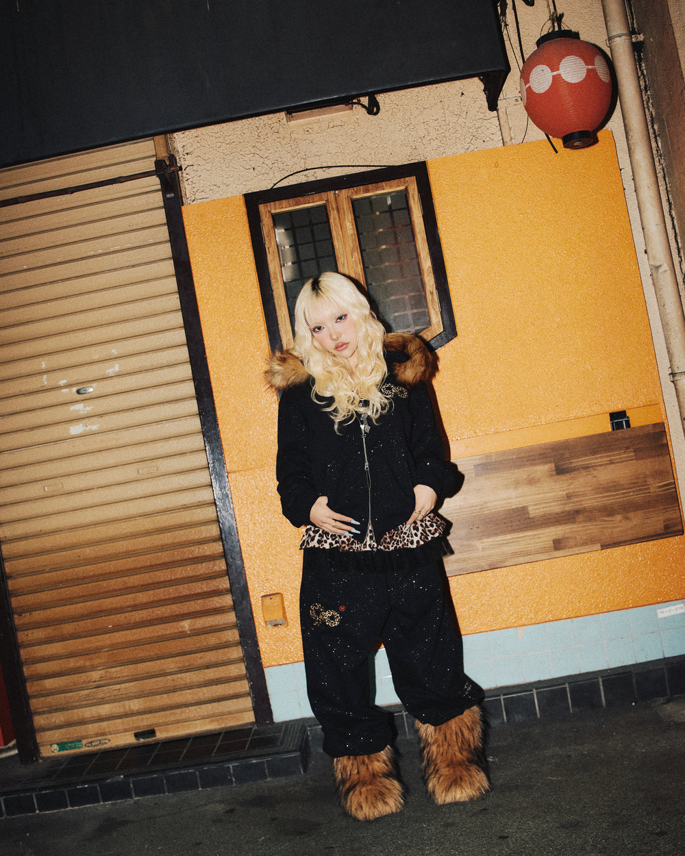 90 Logo Glitter Fur Zip Hoodie – YZ