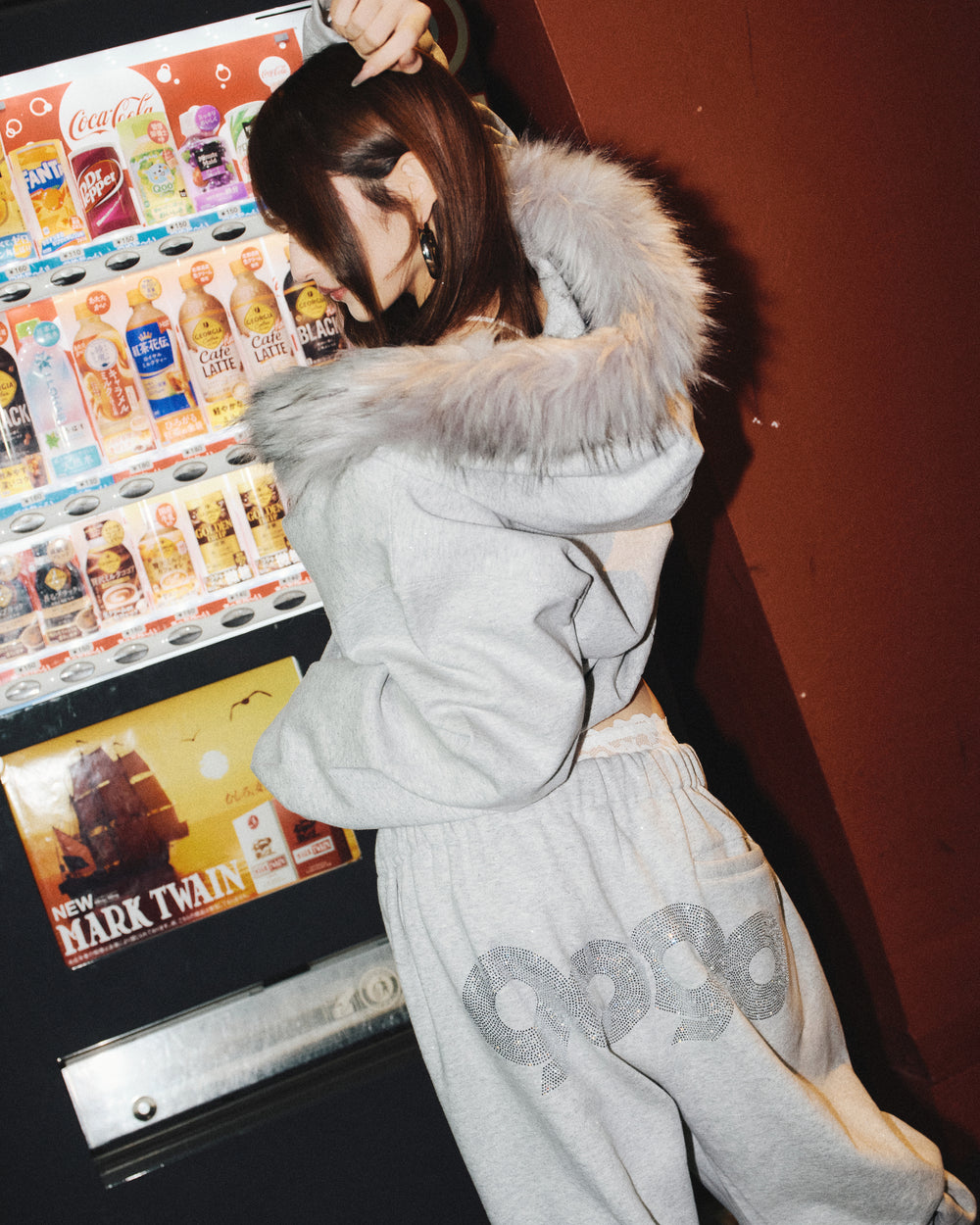 90 Logo Glitter Fur Zip Hoodie – YZ