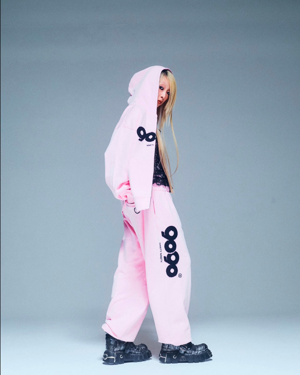 9090 OG Logo Sweat Pants – YZ