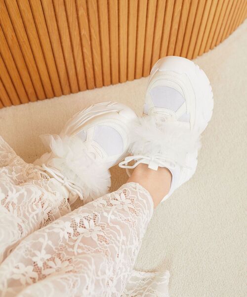 MAJESTIC LEGON（マジェスティックレゴン） スニーカー 「小栗有以さん