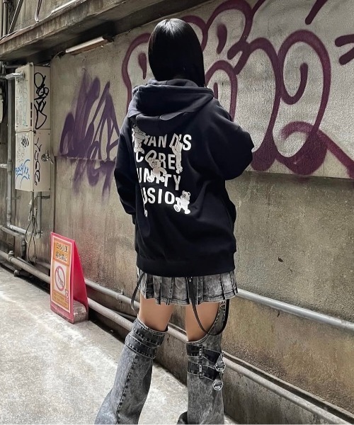 OY（オーワイ） パーカー PLAYFUL ODOLLY EAR HOODIE ZIP UP/プレイ