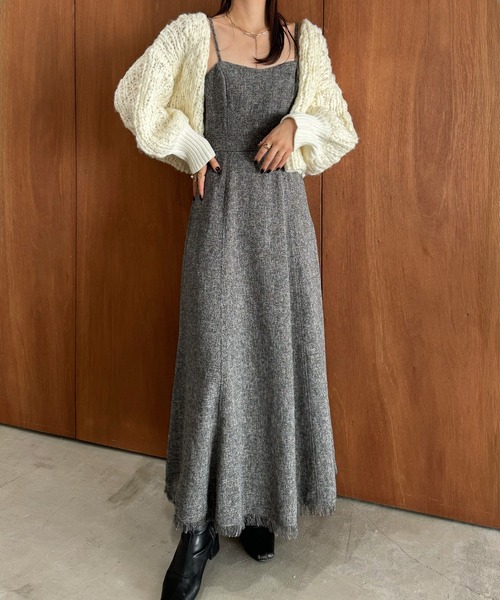 JUNOAH（ジュノア） ワンピース 「薄手」裾フリンジツイードフレア