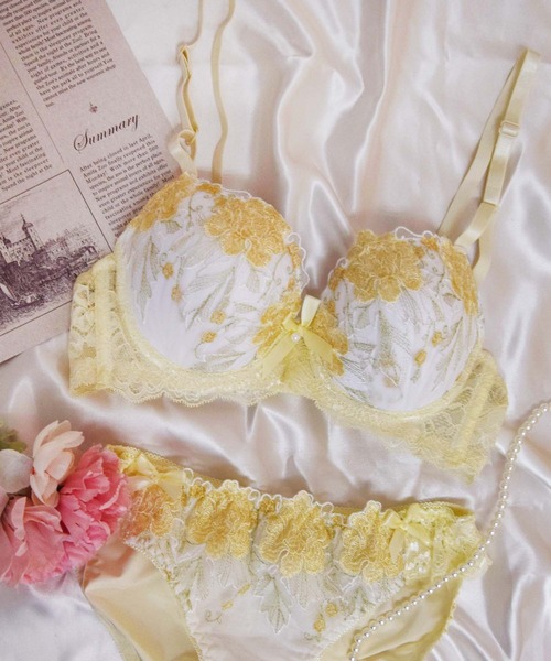 Sanei ブラジャー ショーツセット : ZOZOTOWN Yahoo!店 - 通販 - Yahoo