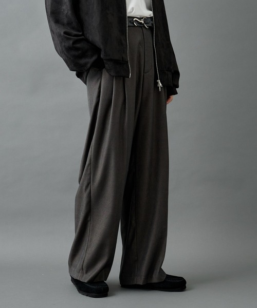 COLONY 2139（コロニー トゥーワンスリーナイン） スラックス 2タック