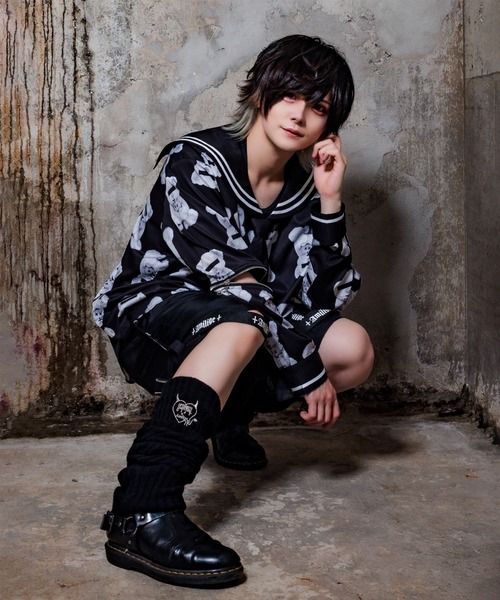 Amilige（アミリージュ） ブラウス シャツ PSYCHO PASS総柄セーラー