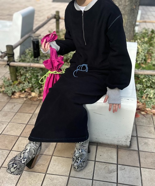 mi via loca ワンピース 配色フリースボア ハーフZIPロングワンピース