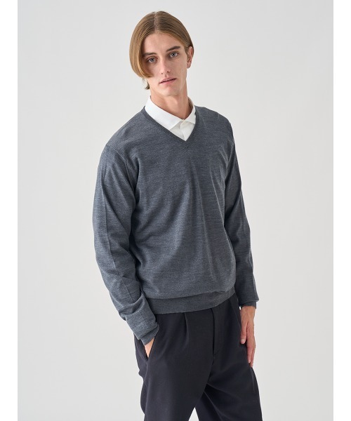 JOHN SMEDLEY（ジョンスメドレー） セーター ニット Vネック長袖