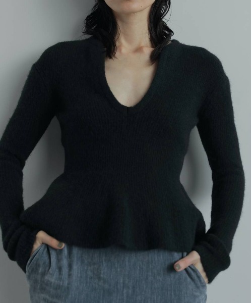 anuke（アンヌーク） ニット セーター Soft Peplum Knit レディース