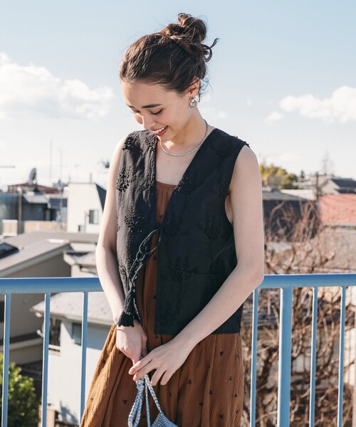 FREAK'S STORE（フリークスストア） ベスト ジレ 花柄刺繍 ベスト