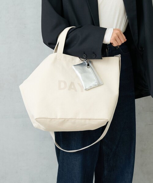 BIRTHDAY BAR（バースデイバー） トートバッグ キャンバスフロッキー