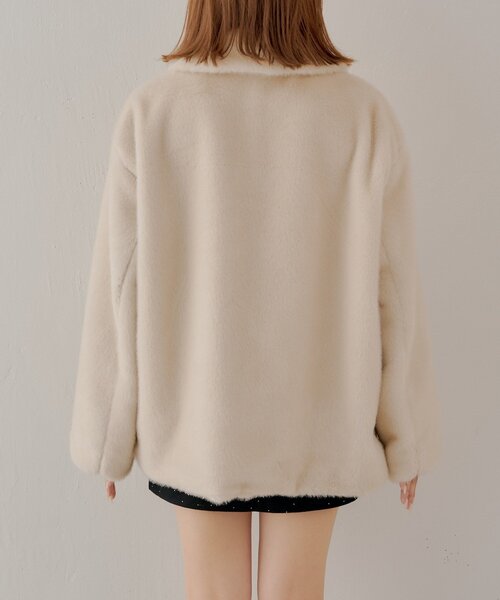 Chico（チコ） コート アウター 金釦ミディアム丈ファーコート