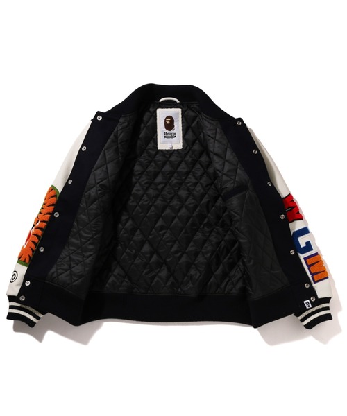A BATHING APE（アベイシングエイプ） スタジャン SHARK VARSITY