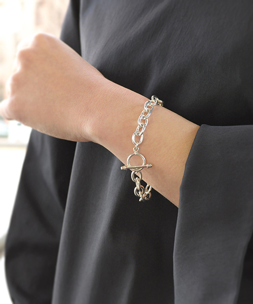 anq.（アンク） ブレスレット 「anq.」シルバー 925 Tバーアクセント