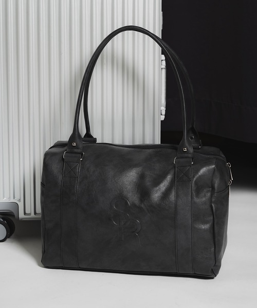 17HR（セブンティーンアワーズ） ボストンバッグ 「大容量収納可