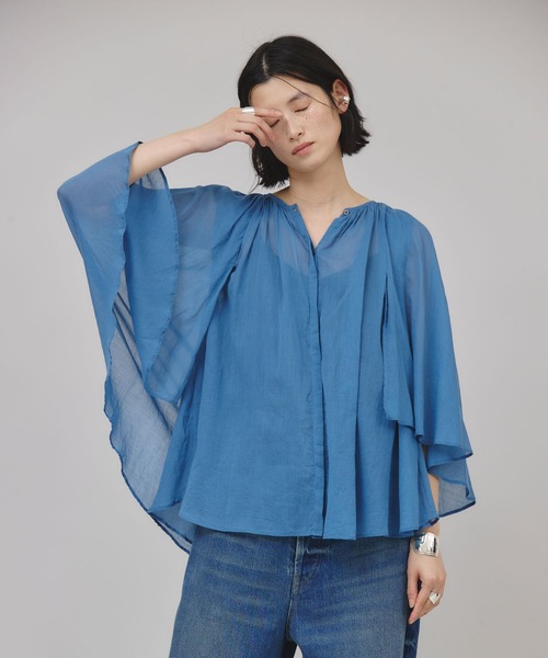 Curensology（カレンソロジー） ブラウス シャツ /カディライクケープ