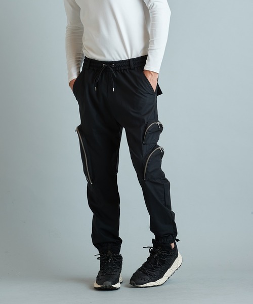 NO ID.（ノーアイディー） カーゴパンツ 「NO ID.」Synthetic Leather