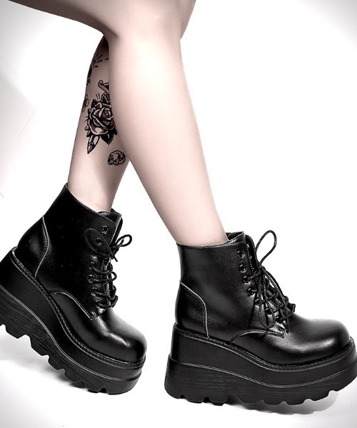 NOVESSEL ブーツ A'GEM/9 × .kom「NOVESSEL/ノベセル」厚底レース