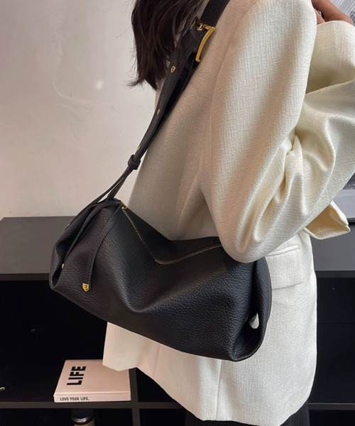 ショルダーバッグ バッグ フェイクレザーショルダーバッグ レディース