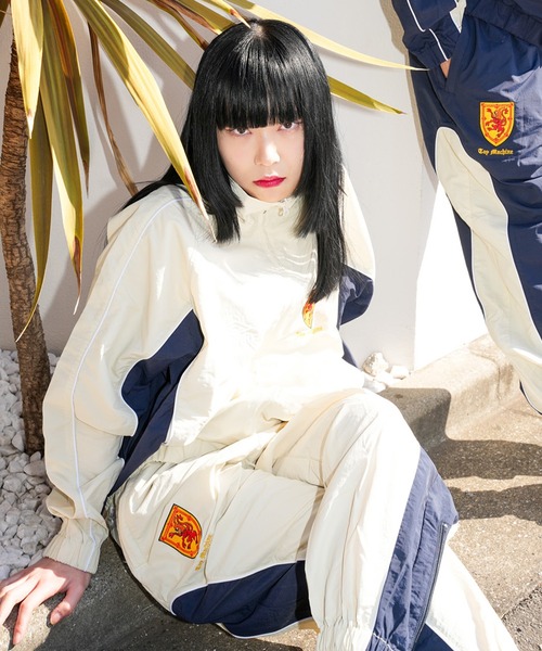 umbro（アンブロ） ナイロンジャケット メンズ レディース : ZOZOTOWN