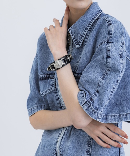 TOGA（トーガ） バングル Double buckle leather bangle メンズ