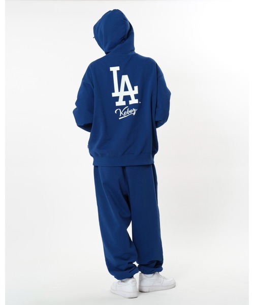 KEBOZ（ケボズ） パーカー × MLB LOS ANGELES DODGERS LOGO SWEAT